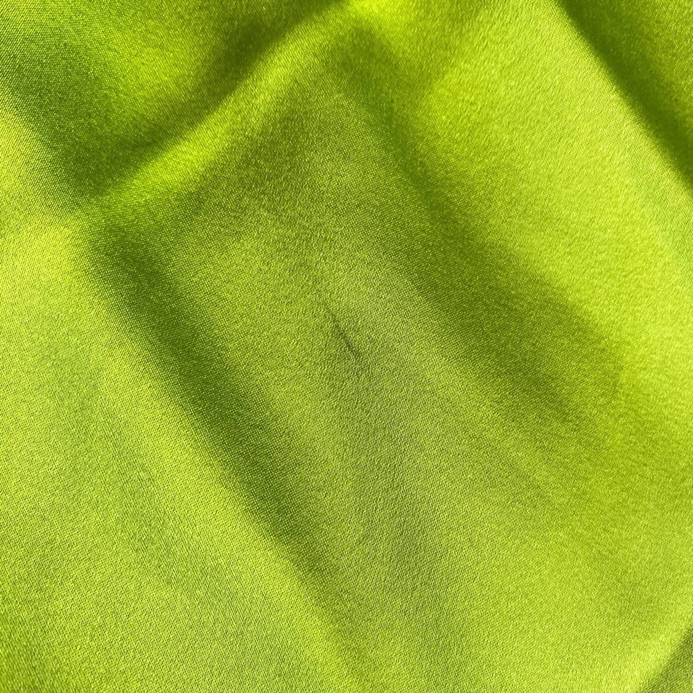 Flawed NWT SER.O.YA Silk MIDI Slip Dress, color yellow/green, Size Medium.
8050 - Picture 9 of 10